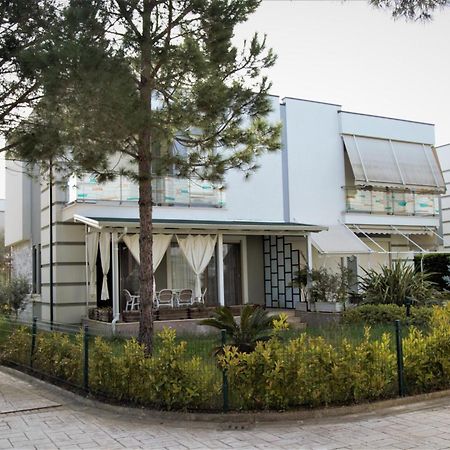 Artino Villa Durres Exterior photo