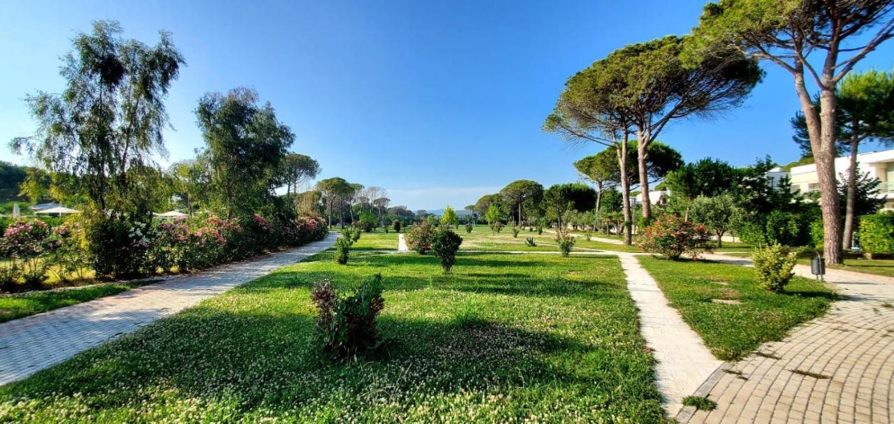 Artino Villa Durres Exterior photo