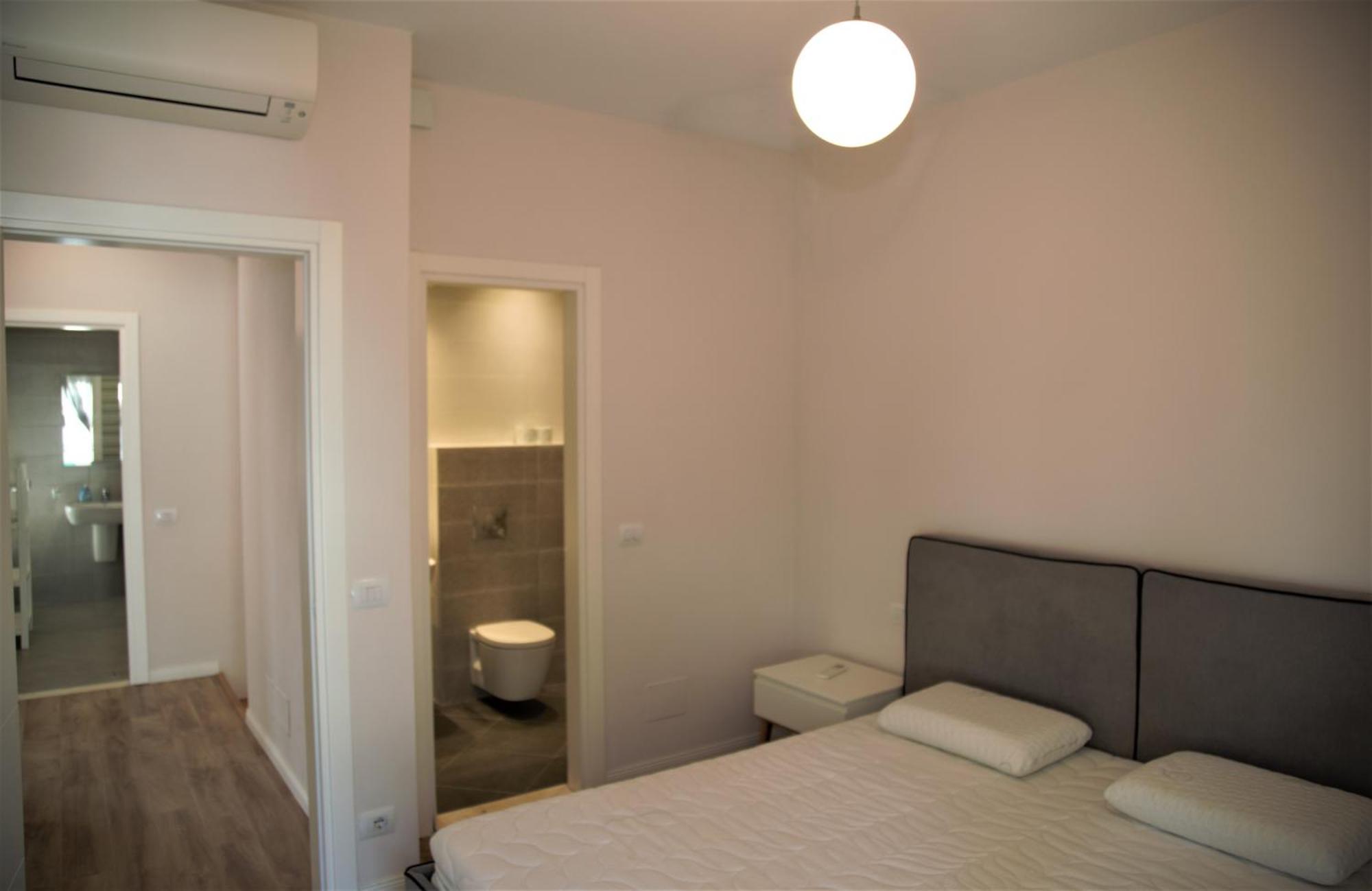 Artino Villa Durres Exterior photo